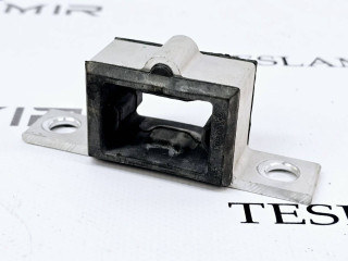 кронштейн радиатора Tesla Model 3 1 поколение 2022, 1493996-00, 1451878-00