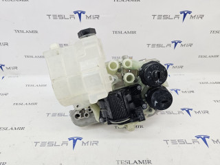 Тепловой насос Tesla Model Y 1 поколение 2022, 1555055-00, 1506803-00, 1523003-00, 1523002-00, 1613703-00, 1492611-00, 1547595-A0
