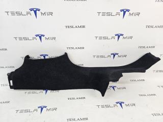 Накладка стойки B внутренняя правая нижняя Tesla Model 3 2 поколение 2024, 1733762-00, 1733762-23