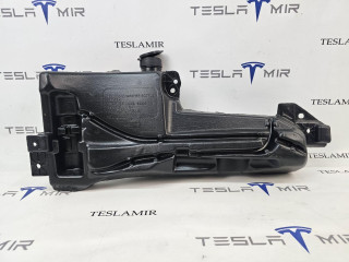 бачок омывателя Tesla Model 3 2 поколение 2024, 1807860-00-E, 1807860-00