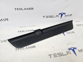 накладка на порог Tesla Model 3 2 поколение 2025, 1917242-00