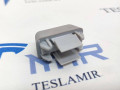 Крепление (крючок) солнцезащитного козырька Tesla Model Y 1 поколение 2022, 1533088-00 - фото №2