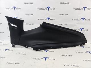 Накладка ремня безопасности стойки С правая Tesla Model Y 1 поколение 2024, 1935484-51