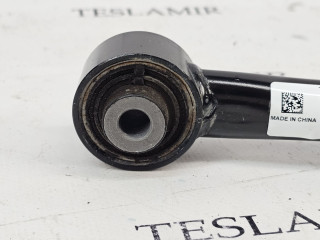 Рычаг схождения задний поперечный Tesla Model Y 1 поколение 2022, 1044431-00, 1188431-00