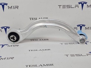 Рычаг передний продольный нижний (банан) правый Tesla Model Y 1 поколение 2021, 1044359-00