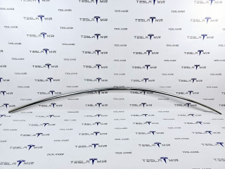 Молдинг кузова боковой наружный верхний правый Tesla Model 3 1 поколение 2019, 1083520-00