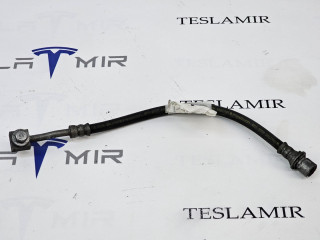 шланг тормозной заднего Tesla Model 3 1 поколение 2022, 1044731-00