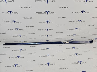 Молдинг накладки порога правый Tesla Model S 1 поколение [рестайлинг] 2018, 1012217-00