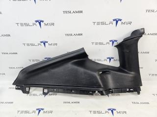 Накладка ремня безопасности стойки С левая Tesla Model Y 1 поколение 2024, 1494608-00, 1622252-98, 1802879-00