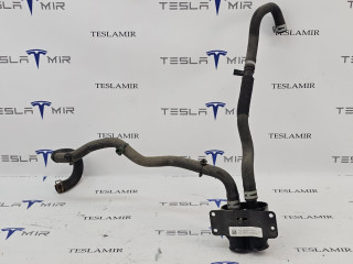 Клапан охлаждающей жидкости (бинокль) Tesla Model S 1 поколение [рестайлинг] 2018, 1003117-00, 1065814-00