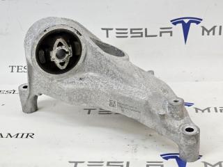 кронштейн двигателя Tesla Model Y 1 поколение 2024, 1093278-50, 1095337-00