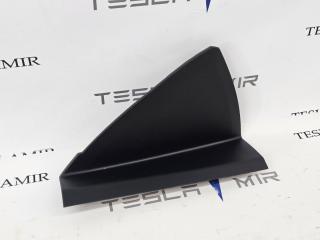 Накладка боковая торпеды правая Tesla Model Y 1 поколение 2025, 1939111-50