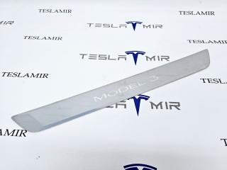 накладка на порог Tesla Model 3 1 поколение 2019, 1504763-00, 1090844-00