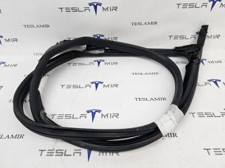 уплотнитель двери Tesla Model S 1 поколение [2-й рестайлинг] 2022, 1606732-00