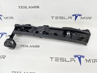 крепление фары левой Tesla Model Y 1 поколение 2025, 277280-01