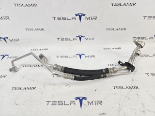 трубка кондиционера Tesla Model X 1 поколение 2018, 1037334-00