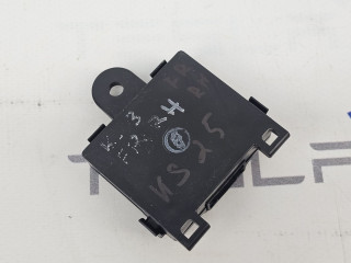 Блок двери (модуль управления ручки) Tesla Model S 1 поколение [рестайлинг] 2018, 1069651-00