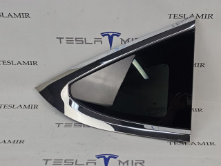 стекло кузовное боковое правое Tesla Model X 1 поколение 2018, 1034907-00