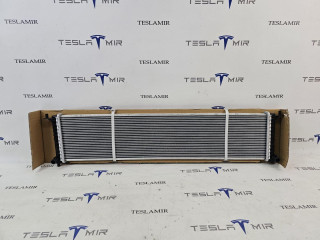 Радиатор охлаждения основной центральный Tesla Model S 1 поколение [рестайлинг] 2018, 1057999-00