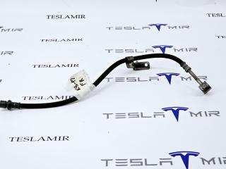 шланг тормозной Tesla Model 3 1 поколение 2019, 1044722-00