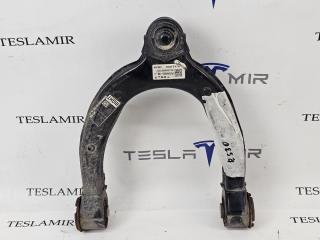 Рычаг верхний передний (подкова) правый Tesla Model Y 1 поколение 2024, 1044326-00