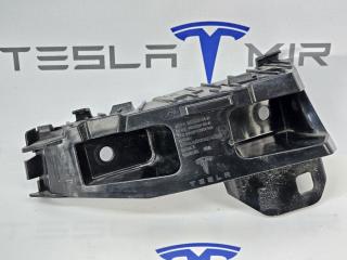 Кронштейн крепления фонаря левый Tesla Model 3 2 поколение 2024, 1755642-00, 1757099-00