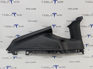 Накладка ремня безопасности стойки С левая Tesla Model Y 1 поколение 2022, 1494608-00, 1622252-98