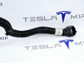 Шланг системы охлаждения заднего мотора Tesla Model 3 1 поколение 2022, 1077595-00 - фото №3