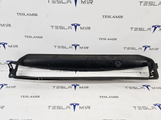 Диффузор дефлектор губа -передний радиатора охлаждения основного Tesla Model S 1 поколение [рестайлинг] 2018, 1057847-00