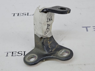 петля двери Tesla Model Y 1 поколение 2022, 1626075-00, 1626076-00