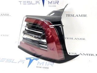 фонарь задний правый Tesla Model 3 1 поколение 2021, 1077400-00, 1077399-00, 1077398-00