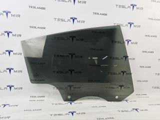стекло двери задней правой Tesla Model Y 1 поколение 2024, 1495511-00
