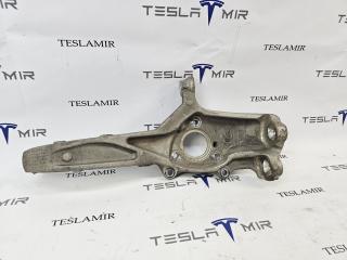кулак поворотный левый Tesla Model 3 2 поколение 2024, 1344311-00