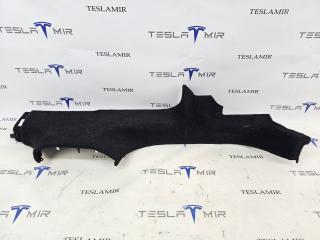 Накладка стойки B внутренняя левая нижняя Tesla Model 3 2 поколение 2025, 1733510-00, 1733510-23