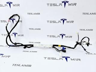 Электропроводка камеры и GPS модуля Tesla Model 3 1 поколение 2019, 1068787-00