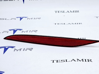 Катафот заднего бампера (отражатель) левый Tesla Model X 1 поколение 2018, 1034342-00