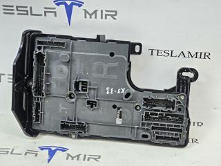 Блок управления BCM (бортовой сети) (Body Control Module) Боди Tesla Model 3 2 поколение 2025, 1834629-10