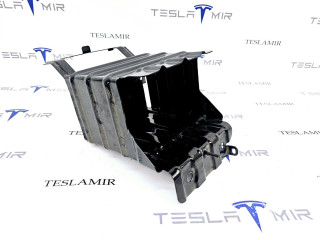 крепление аккумулятора Tesla Model X 1 поколение 2018, 1060244-00