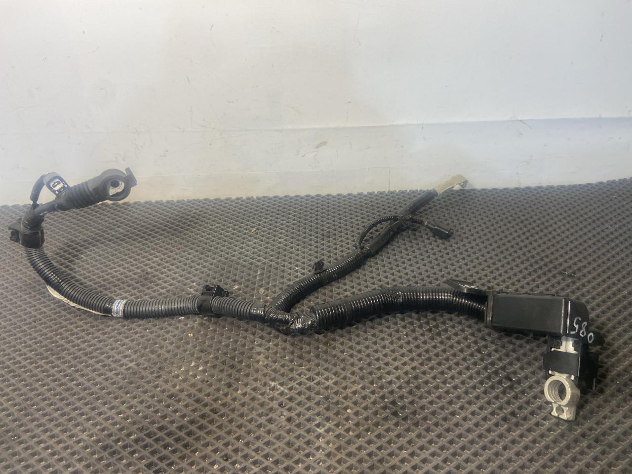 клемма аккумулятора плюс Acura MDX 4 поколение 2022, 3.5 л., бензин, АКПП, серебристый, полный привод - фото №1