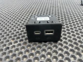 разъем AUX / USB Buick Encore GX 1 поколение [рестайлинг] 2025, 1.3 л., бензин, АКПП, черный, передний привод, 13525891