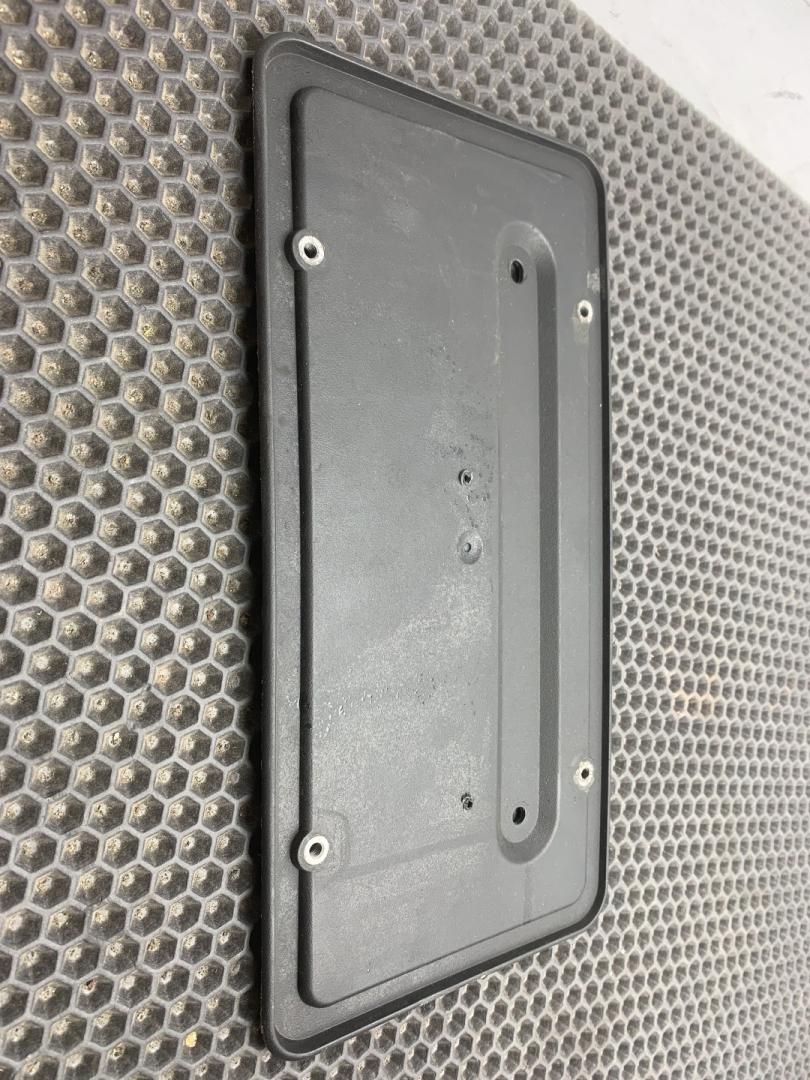 бленда Tesla Model S 1 поколение (2012 - 2016), 0.1 л., электро, АКПП, серый, седан, задний привод - фото №1