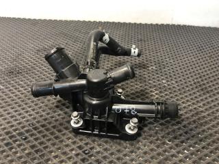 фланец (тройник) системы охлаждения Buick Envista 1 поколение 2024, 1.2 л., бензин, АКПП, белый, передний привод, 55512491