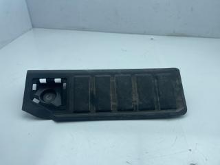 пластик Ford Bronco Sport 1 поколение 2021, 1.5 л., бензин, АКПП, серебряный, внедорожник 5 дв., полный подключаемый привод, M1PBS12036A