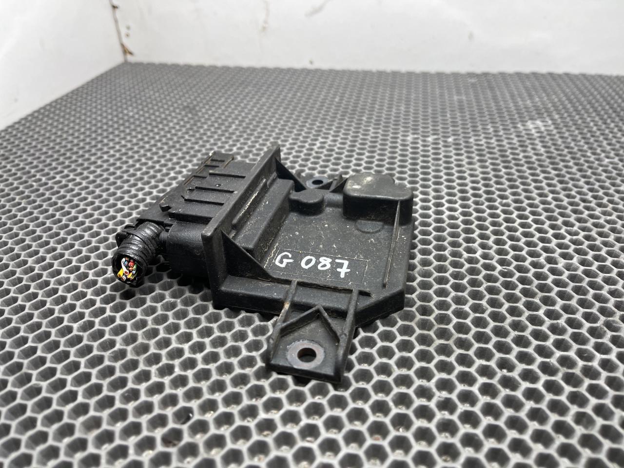 блок управления топливным насосом Buick Encore GX 1 поколение 2022, 1.3 л., бензин, АКПП, чёрный, полный привод - фото №1