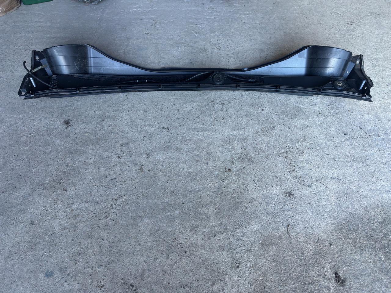 дождевик Chevrolet TrailBlazer 3 поколение 2021, 1.3 л., бензин, АКПП, черный, полный привод - фото №1