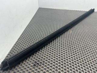 Уплотнитель стекла Acura MDX 4 поколение 2022, 3.5 л., бензин, АКПП, серебристый, полный привод