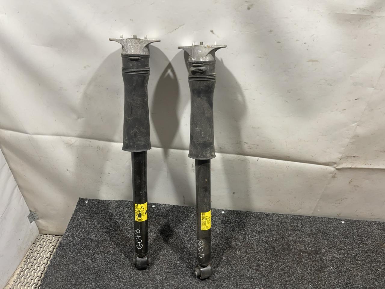 амортизатор задний Buick Envista 1 поколение 2024, 1.2 л., бензин, АКПП, белый, передний привод, 60008743 - фото №1