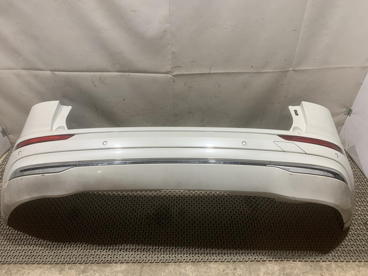 бампер задний Volvo XC60 2 поколение 2023, 2.0 л., бензин, АКПП, белый, внедорожник 5 дв., передний привод, IDC-25102, 32340780, IDNBGO1RS4, 12618593, 12618575 - фото №1