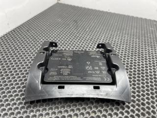 Беспроводное зарядное устройство Chevrolet Equinox 3 поколение 2019, 1.5 л., бензин, АКПП, синий, передний привод, 13521065