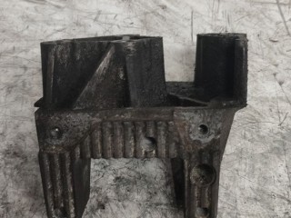 кронштейн двигателя Renault Master 2 поколение [рестайлинг] 2005, 2.5 л., дизель, 8200454462